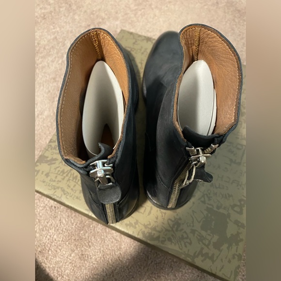 MOMA Mens Black Leather Ankle Boot - Picture 13 of 13